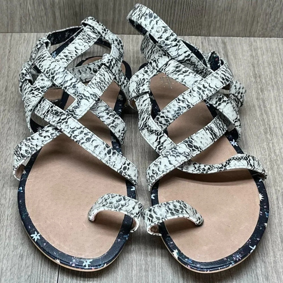 Cabi Sandals Womens Sz 7M Athena Snakeskin Gladiator Flats Leather White Black - Picture 8 of 12